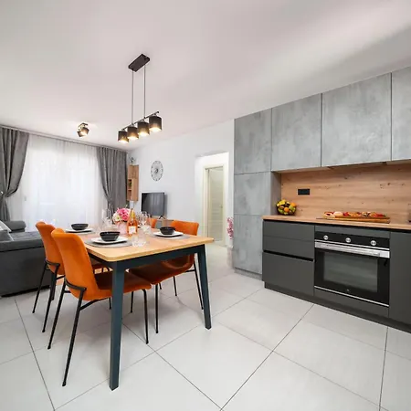 Sunny Place Podstrana