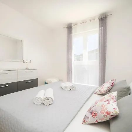 Sunny Place * Podstrana