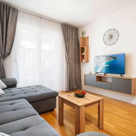 Appartamento Sunny Place Podstrana