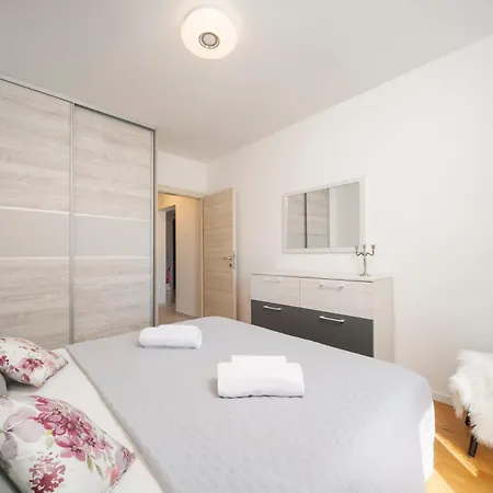 Appartement Sunny Place Podstrana